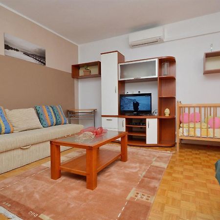 Apartment And Room Ivica Водице Экстерьер фото